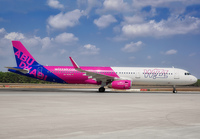 WIZZAIRABUDHABI_A321_A6-WAB_AYT_0923_JP_small.jpg