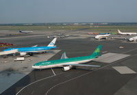 Filename=aerlingus330EI-ORD0604.jpg
Filesize=142KiB
Dimensions=1000x695
Date added=Mar 28, 2010 aerlingus330EI-ORD0604.jpg