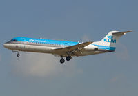 klmf28PH-WXC_bru0802.jpg