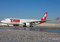 Filename=tam330PT-MVG1008jfk.jpg
Filesize=170KiB
Dimensions=1000x695
Date added=Apr 04, 2009 tam330PT-MVG1008jfk.jpg