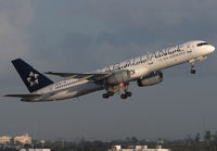 Filename=usair757n622au106.jpg
Filesize=85KiB
Dimensions=1000x695
Date added=Mar 14, 2009 usair757n622au106.jpg